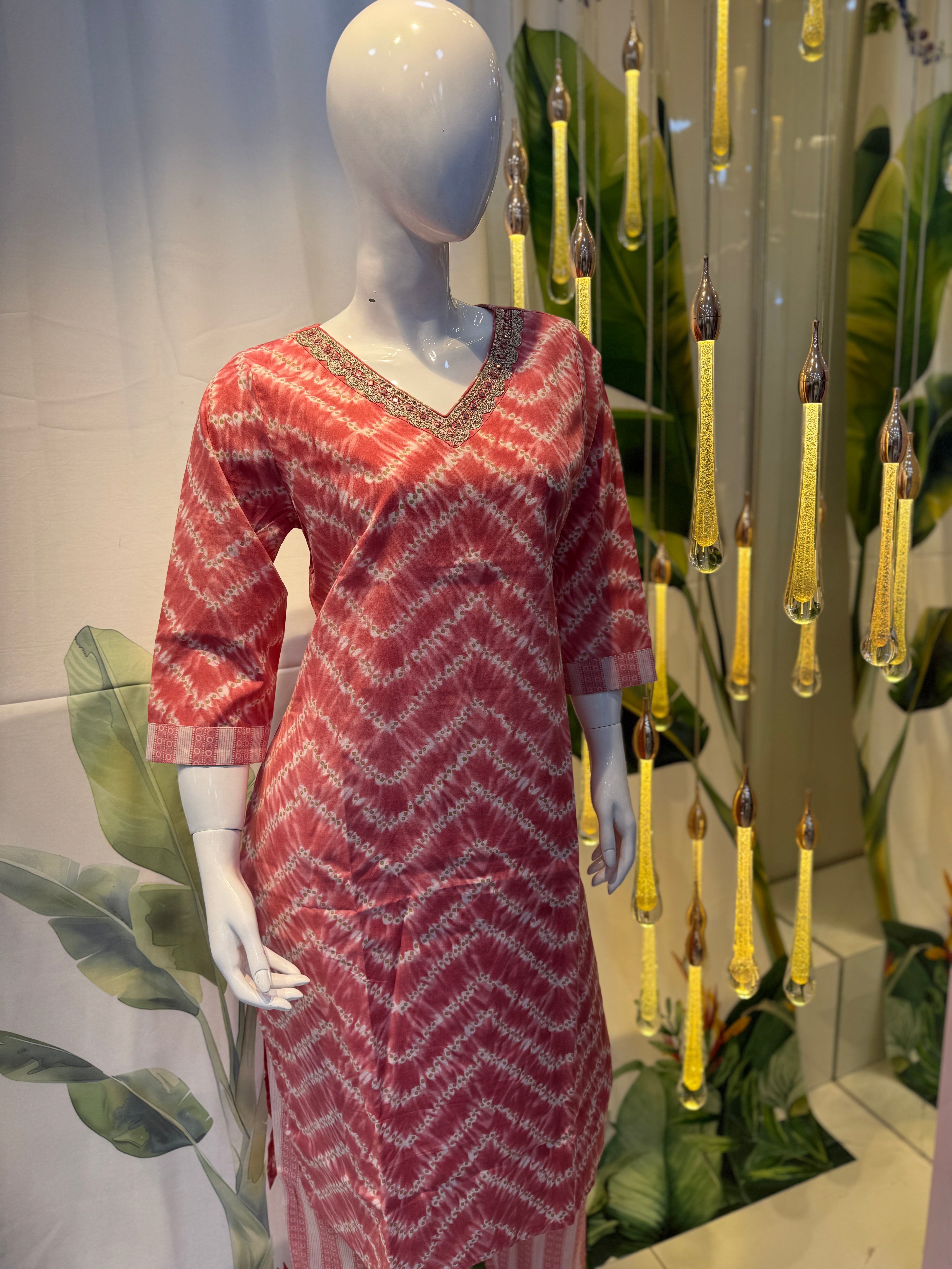 Red Tie-Dye Printed Kurta Set with Matching Dupatta