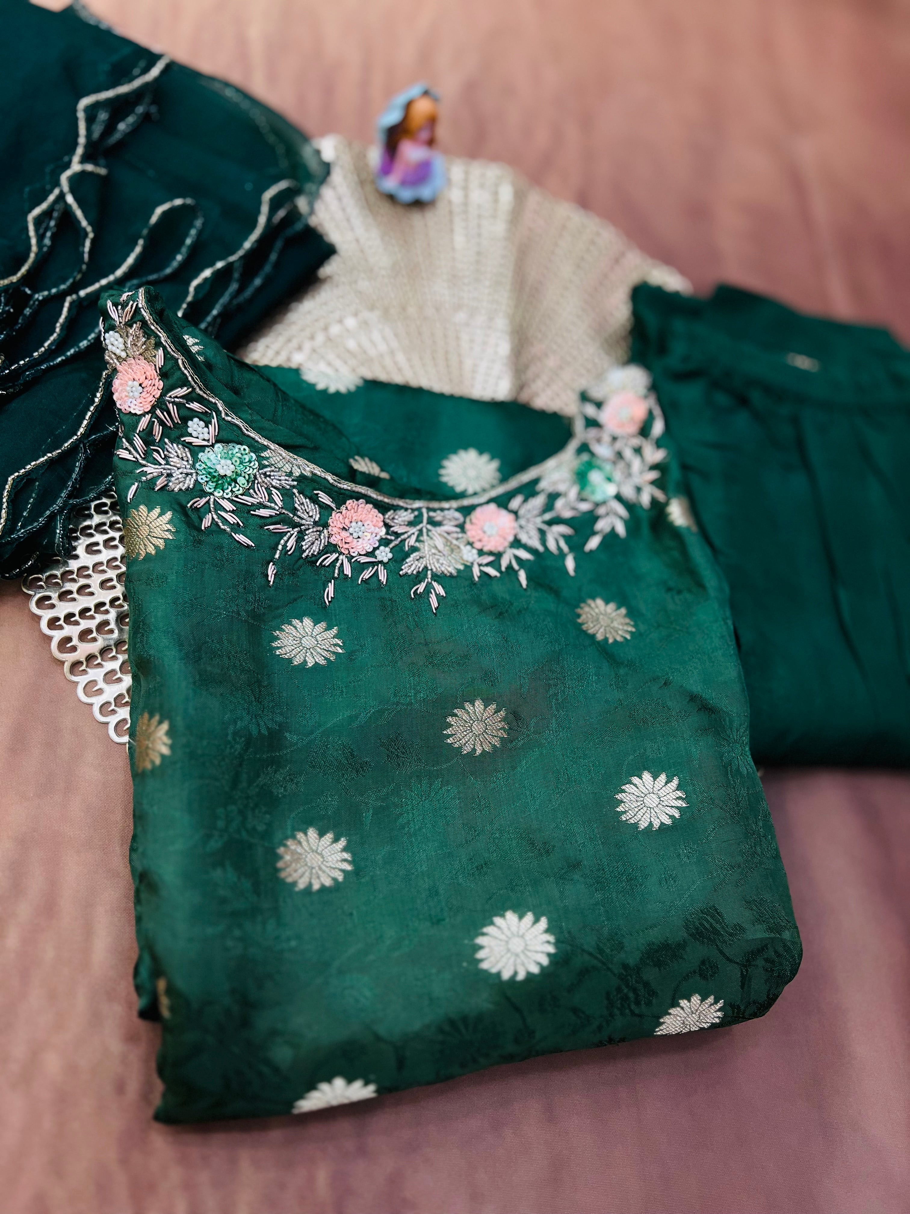 Emerald Green Zari Floral Kurti Set with Embroidered Neckline
